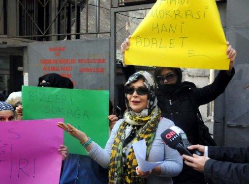 Genelev çalışanları eylemde