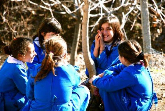 Bedia öğretmen Diyarbakır'dan ışık saçıyor