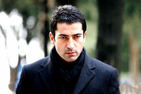 Hangi ünlü nereden mezun