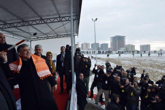 Abdullah Gül Afyon ve Uşak gezisinden fotoğraf paylaştı