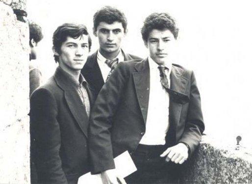 Siyasetçilerin çocukluk fotoğrafları