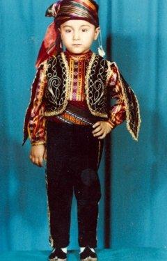 Siyasetçilerin çocukluk fotoğrafları