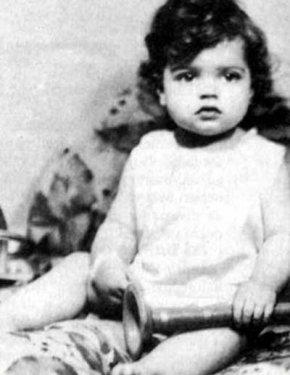 Siyasetçilerin çocukluk fotoğrafları