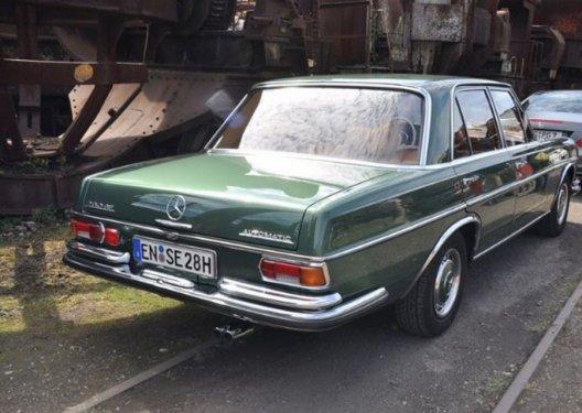 İlk günkü gibi görünen Mercedes klasikleri