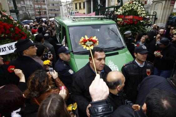 Mehmet Ali Birand Teşvikiye'den uğurlandı