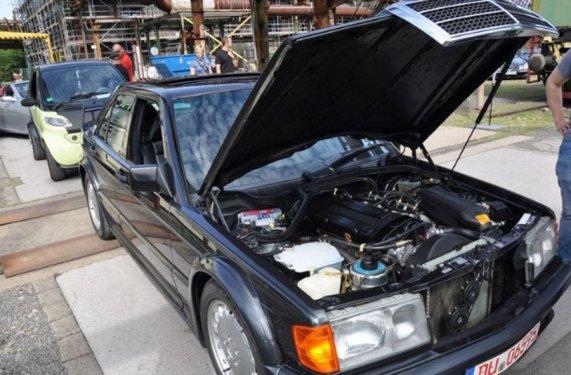 İlk günkü gibi görünen Mercedes klasikleri