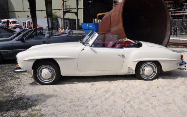 İlk günkü gibi görünen Mercedes klasikleri