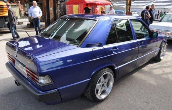 İlk günkü gibi görünen Mercedes klasikleri