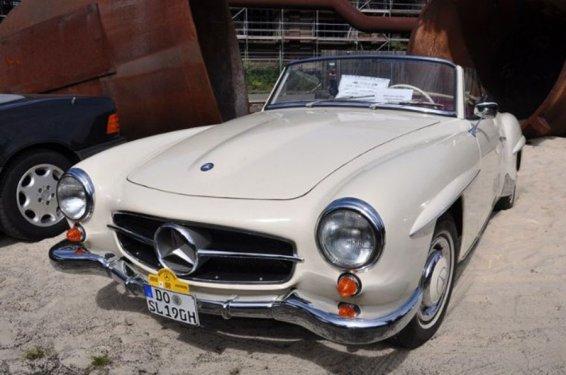 İlk günkü gibi görünen Mercedes klasikleri