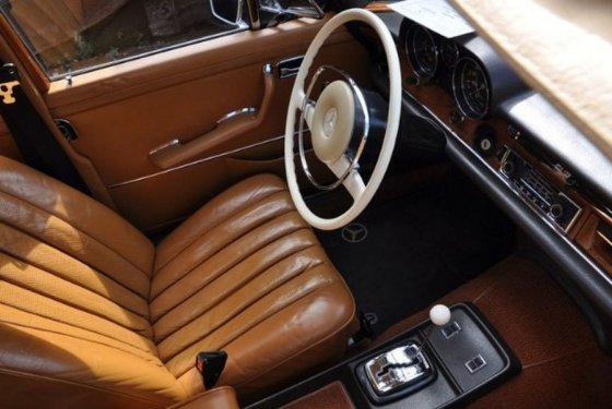 İlk günkü gibi görünen Mercedes klasikleri