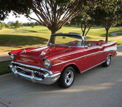 Klasik otomobil tutkusu