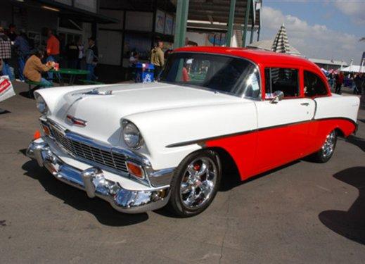 Klasik otomobil tutkusu