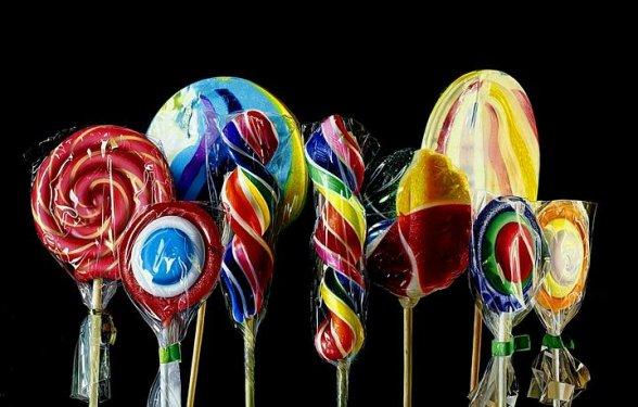 Fotoğraf gibi görünen resimler kafa karıştırıyor