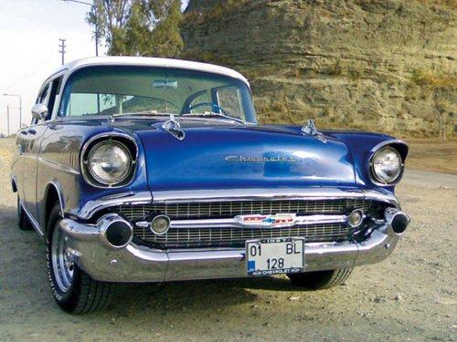 Klasik otomobil tutkusu