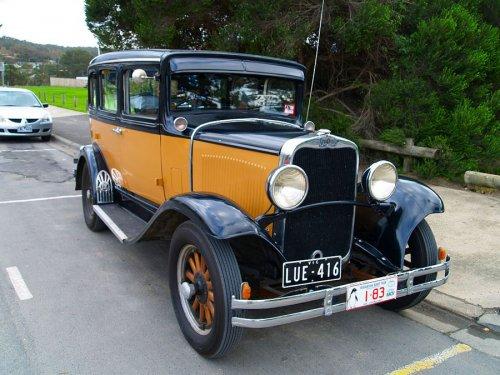 Klasik otomobil tutkusu