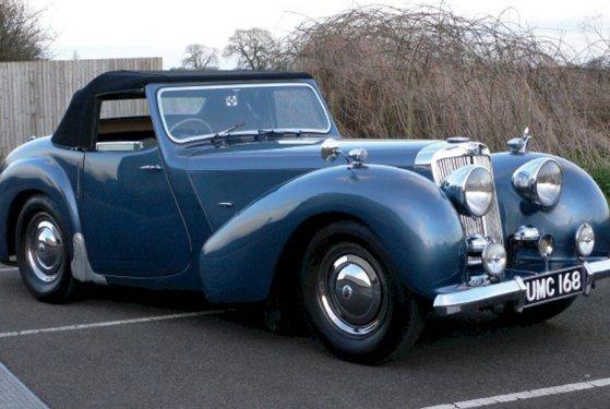 Klasik otomobil tutkusu