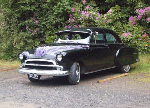 Klasik otomobil tutkusu