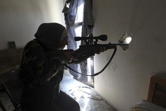 Bu da Suriye'nin kadın Guevara'sı