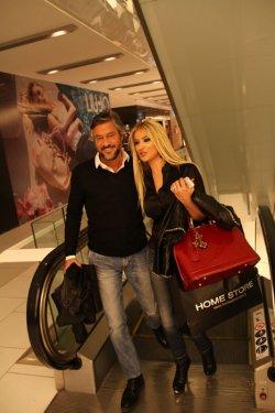 Songül Karlı eşiyle öpüşürken görüntülendi