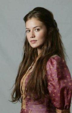 Hangi ünlünün memleketi neresi