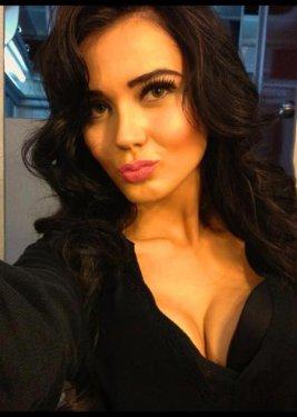 Cansu Taşkın şöhreti Twitter'da arıyor