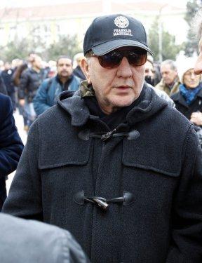 Ferdi Özbeğen son yolculuğuna uğurlandı