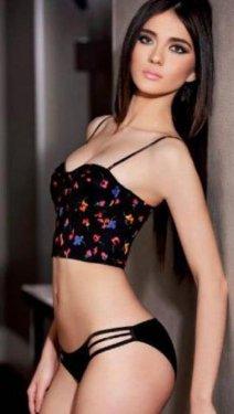 Cansu Taşkın şöhreti Twitter'da arıyor