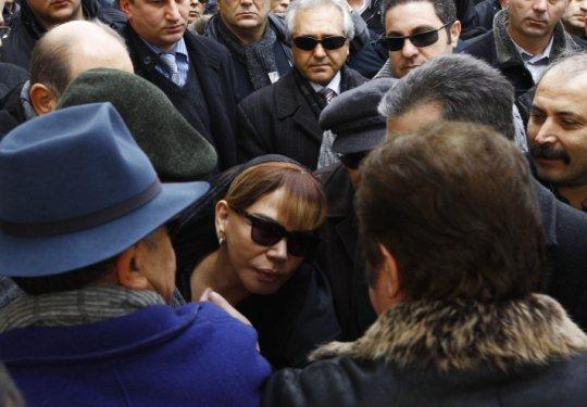 Ferdi Özbeğen son yolculuğuna uğurlandı