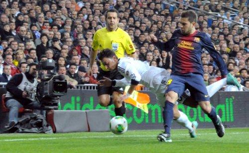 Real Madrid Barcelona ile berabere kaldı