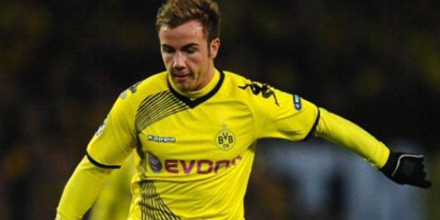 Four Four Two dergisi yılın en iyi 100 futbolcusunu seçti