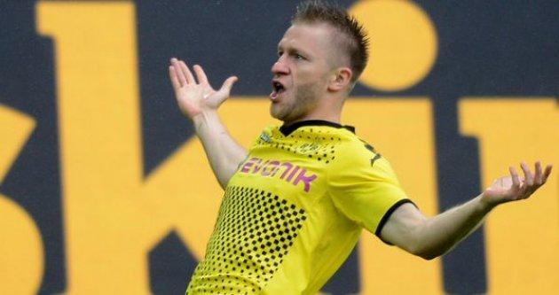 Four Four Two dergisi yılın en iyi 100 futbolcusunu seçti