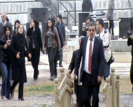 BDP'li İbrahim Binici polise silah çekmeye yeltendi