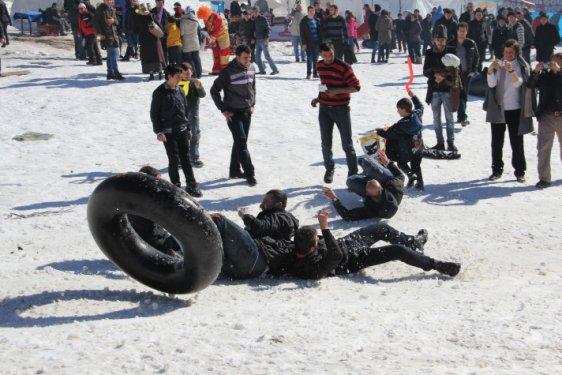 Rize'deki Kardan Adam Şenlikleri'nde 13 kişi yaralandı