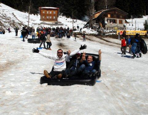 Rize'deki Kardan Adam Şenlikleri'nde 13 kişi yaralandı