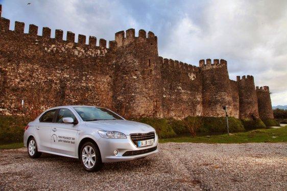 Peugeot 301'in yakıt tüketimi test edildi