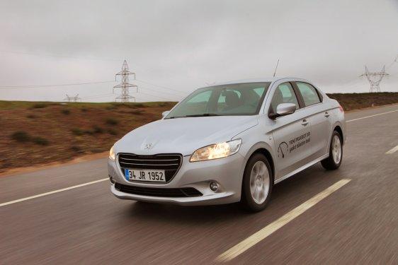 Peugeot 301'in yakıt tüketimi test edildi