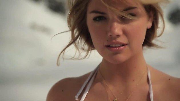 Kate Upton eksi 33 derecede bikinili