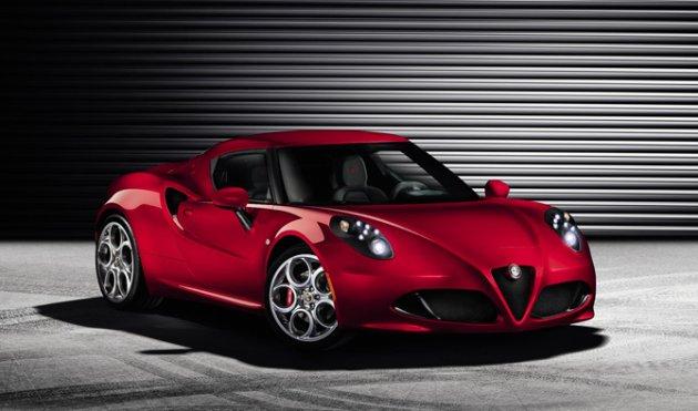 Alfa Romeo 4C yüzünü gösterdi - Foto Galeri