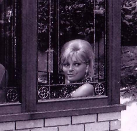 Dünden bugüne Ajda Pekkan