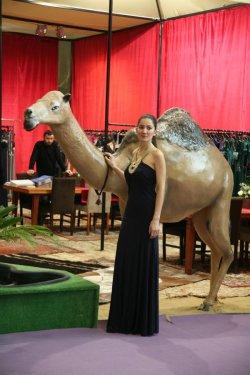 İzmir'de Araplara özel gelinlik defilesi