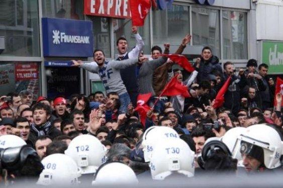 BDP'li vekillerin gittiği Samsun karıştı