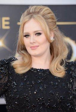 85. Oscar Töreni - Kırmızı Halı 