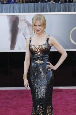 85. Oscar Töreni - Kırmızı Halı 