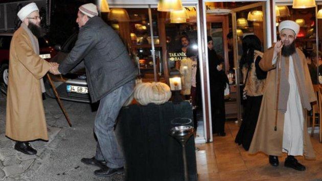 Cübbeli Ahmet'in boğaz keyfi