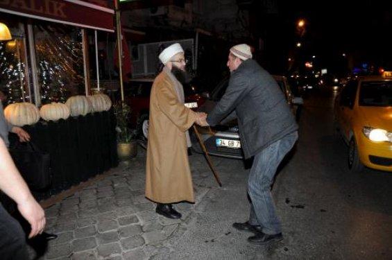 Cübbeli Ahmet'in boğaz keyfi