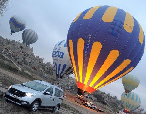 Dacia'dan 2 yeni model Dacia Lodgy ve Dokker & Dokker VAN