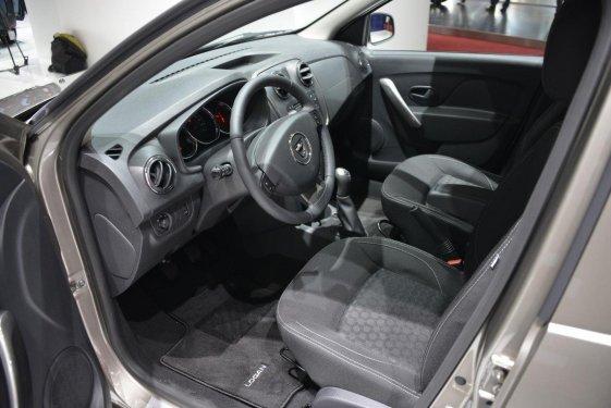 2014 Dacia Logan MCV Cenevre’de