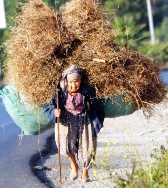 Gadının adı mı var