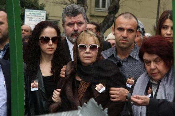 Metin Serezli son yolculuğuna uğurlandı