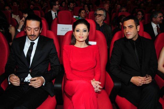 Aşk Kırmızı filminin galası